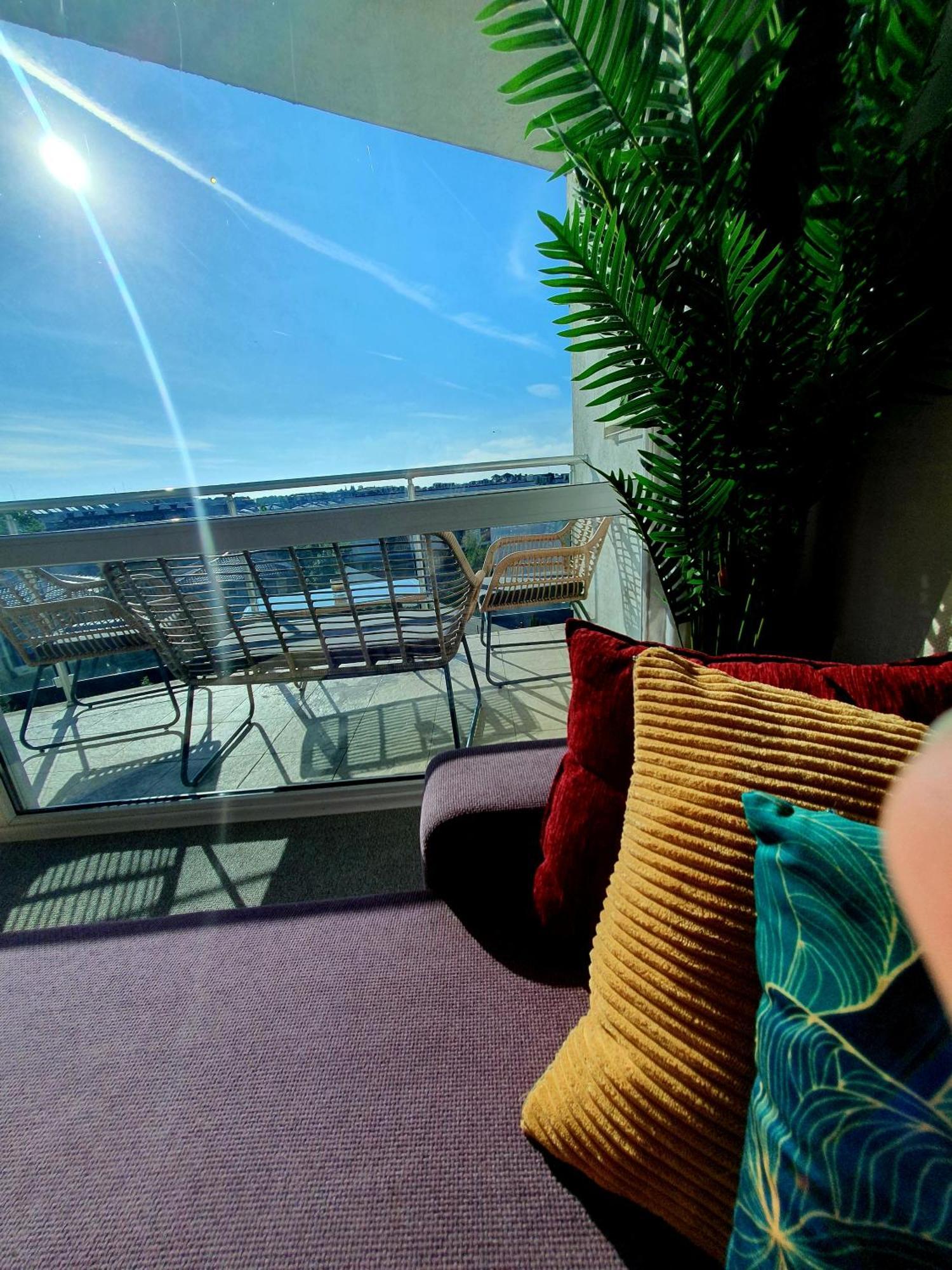 Elena'S Lux Aparthotel - Town & Sea View - Atlantis Spa Sarafovo Ngoại thất bức ảnh